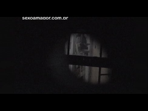 ❤️ Blondiin saab salaja videolevi naabruskonna voyeuri poolt peidetud õõnsate telliskivide taha peidetud ❤❌ Kvaliteetne porno at us et.passionateembracespotlight.ru ☑